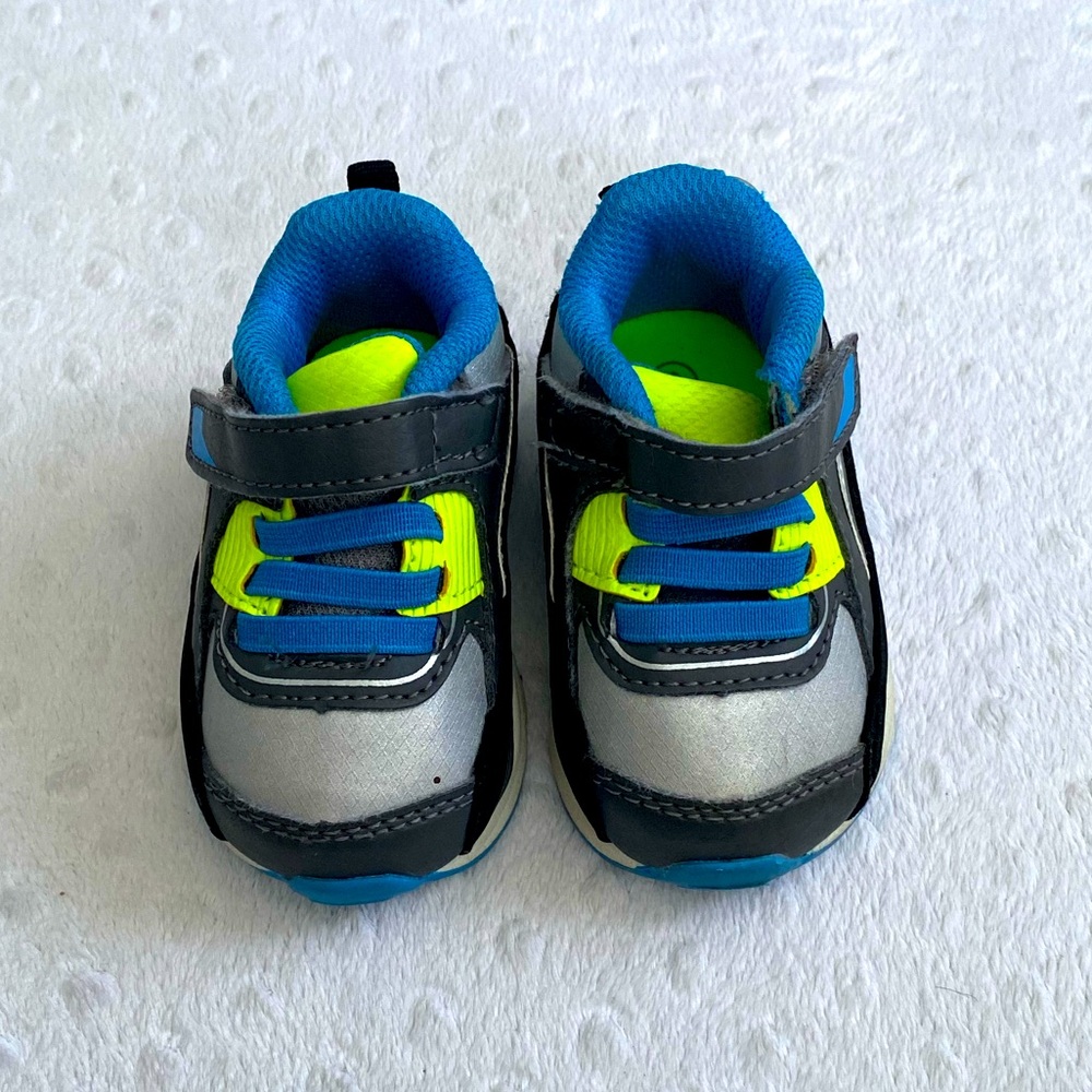 Athletic Works Baby Shoes (size 2)